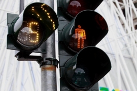 Il tempo è prezioso: i pedoni ne passano il 20% in attesa del verde